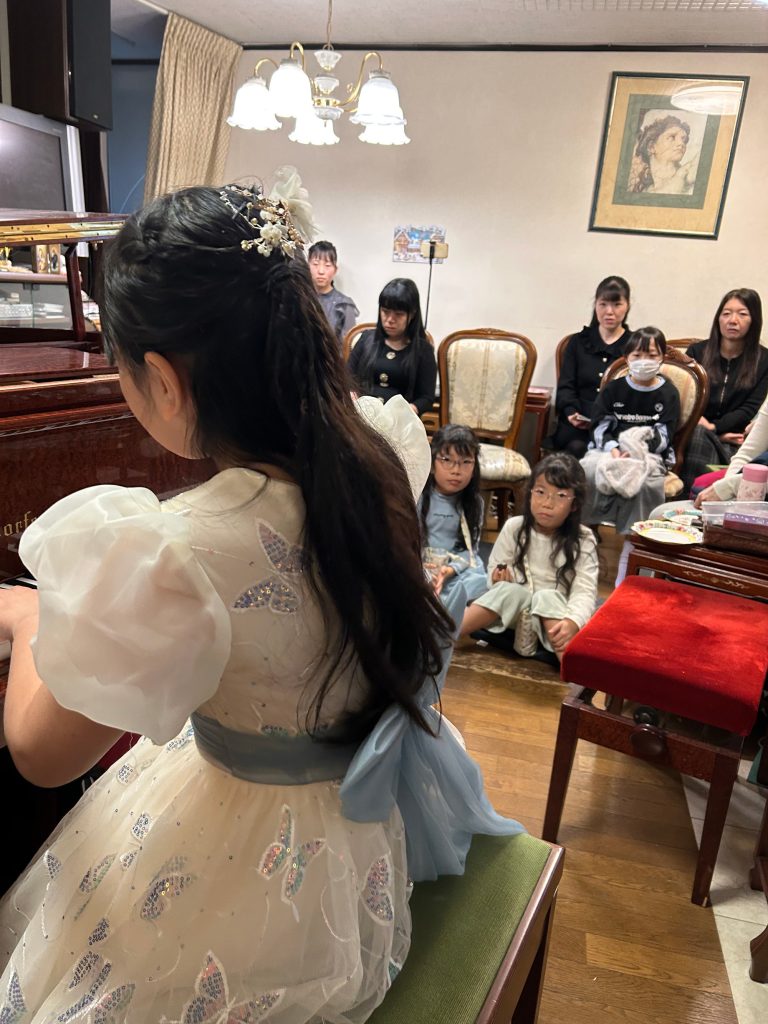 20251109_スタジオTO2サロン_1330_001